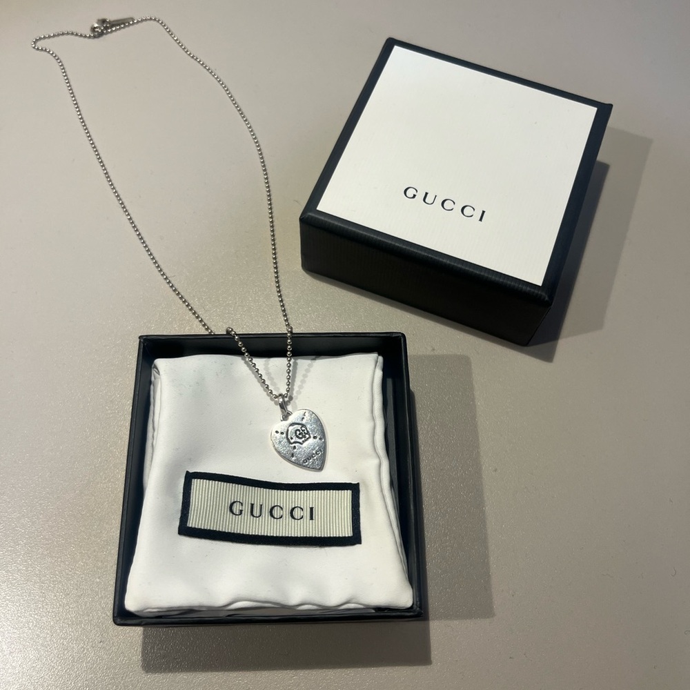 Rare Gucci Ghost silver necklace